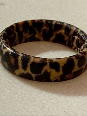 GrooveLife Silicon Ring - Leopard - Size 5